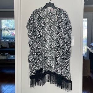 Victoria’s Secret Fringe Swimsuit cover up W/ Pockets, XS